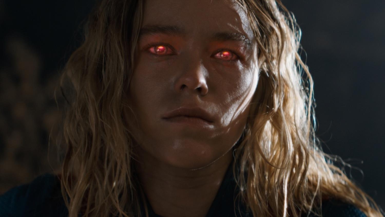 Las reacciones posteriores al estreno de Supergirl van desde una "explosión total" y "genial" hasta "aburrida" y "decepcionante"