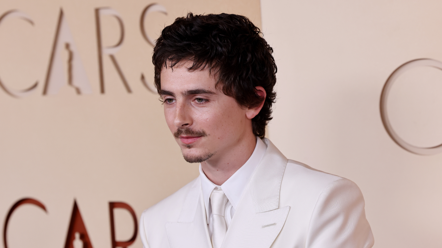 Timothée Chalamet y Selena Gomez protagonizarán la película animada 'Not Alone'